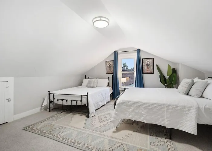 Apartment Family & Pet Friendly With Fast Wi-fi