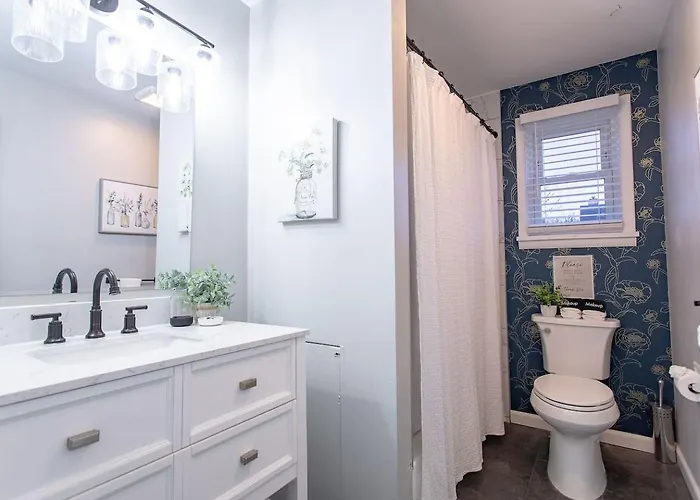 Apartment Family & Pet Friendly With Fast Wi-fi *