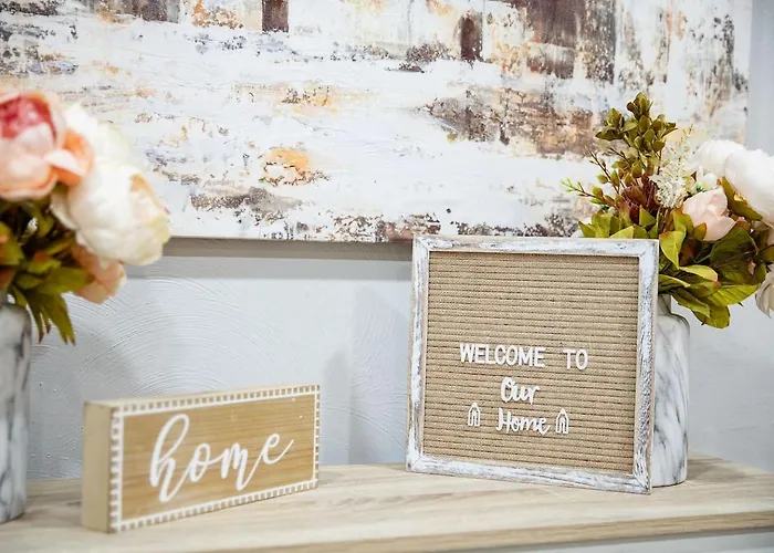 Family & Pet Friendly With Fast Wi-fi Apartment