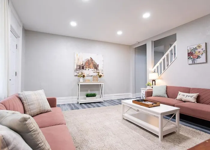 Family & Pet Friendly With Fast Wi-fi Apartment Pittsburgh